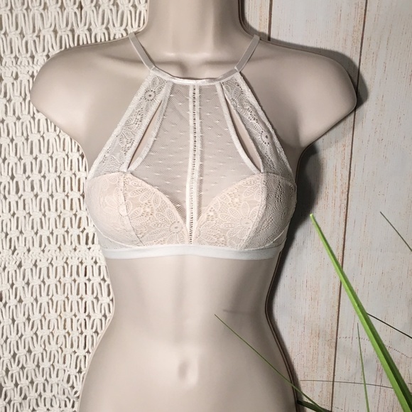 Victoria’s Secret | Very Sexy Lace Bralette | XS - Picture 6 of 7